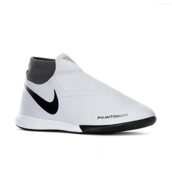 nike phantom vsn indoor